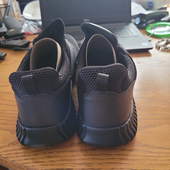 Big foot Man's size Shoes - Picture 5 of 10